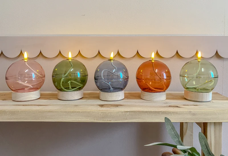 Led olielamp glas h16,5 Ø12 cm oker met timer