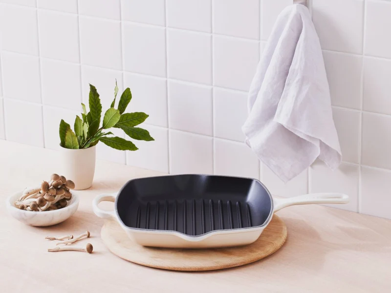 Le Creuset Grillpfanne Signature quadratisch meringue 26cm