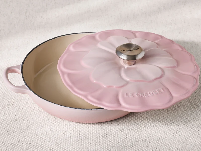 Le Creuset Signature Gourmet-Profitopf Blume shell pink 26cm