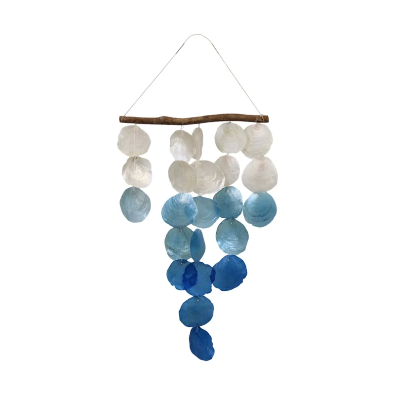Hängender Treibholz-Anhänger mit Farbverlauf-Capiz-Muscheln, 38 x 2 x 60 cm, Blau-Mix