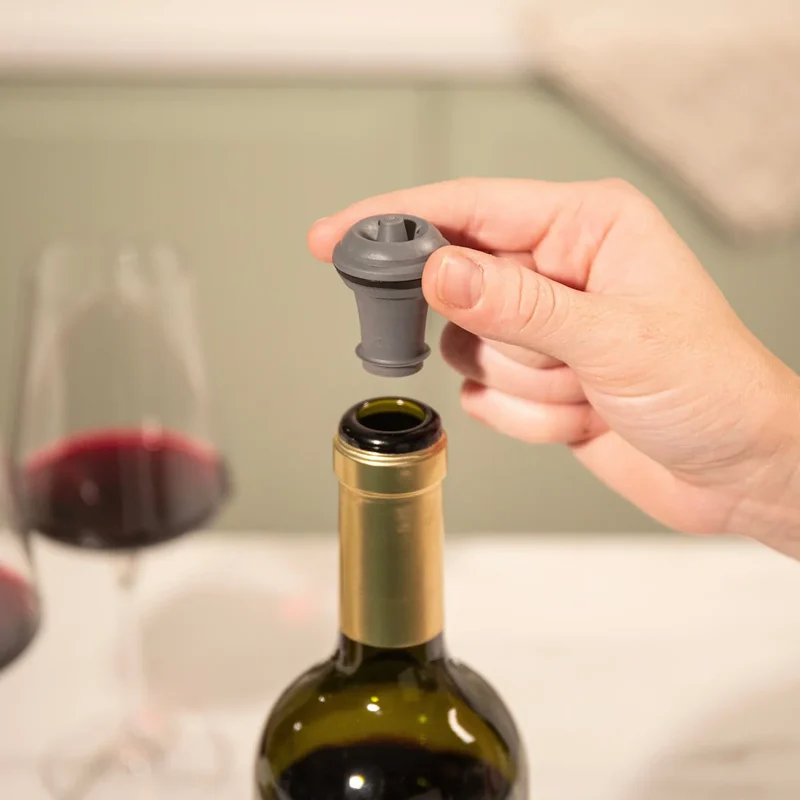 Vacu Vin Elektrische Weinspar-Vakuumpumpe + 2 Kappen