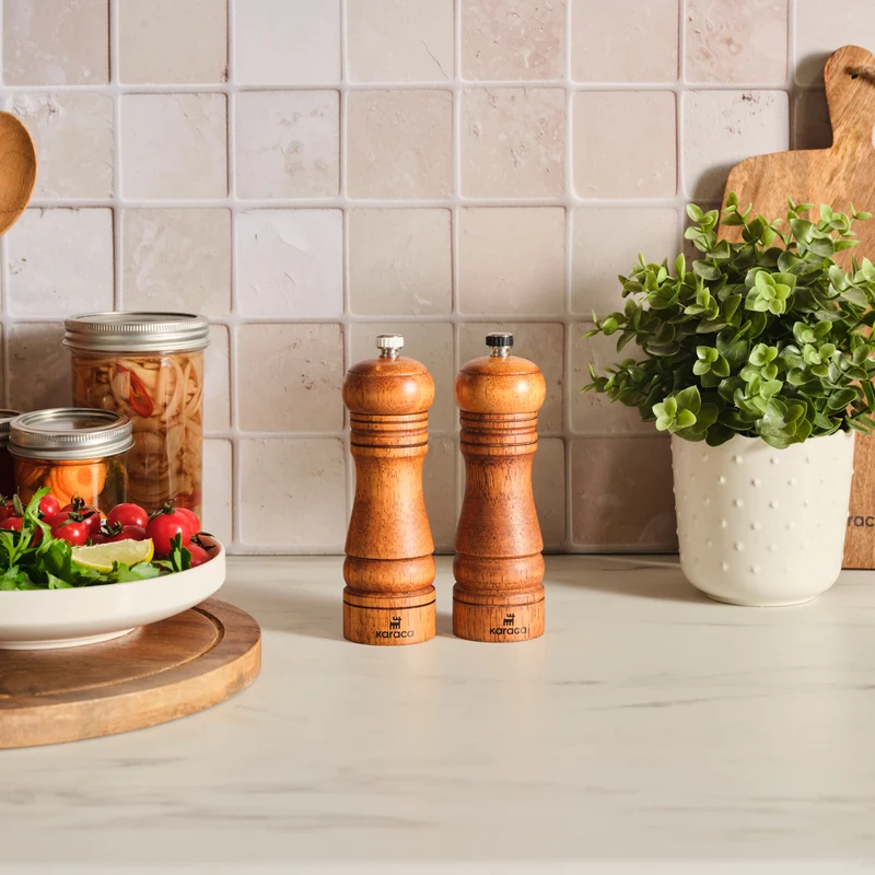 Karaca Naturegrind 2-teiliges Holz Gewürzmühle Set