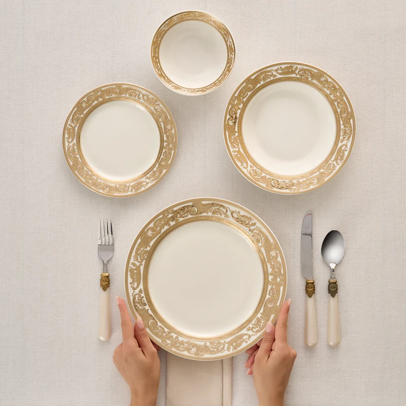 Karaca Elegance Bone Isola 24-Teiliges Tafelservice Für 6 Personen, Mehrfarbig