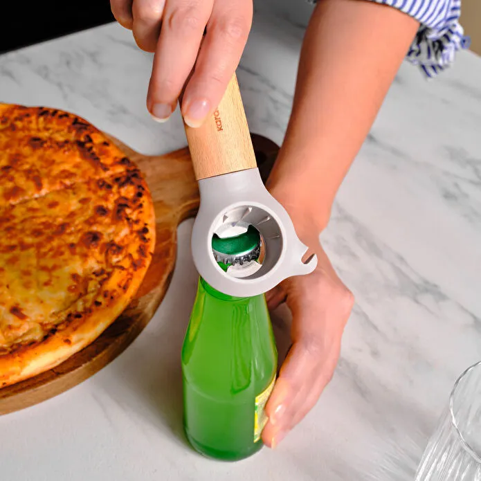 Karaca x Refika Gadgets 3-in-1 Flaschenöffner mit Holzgriff