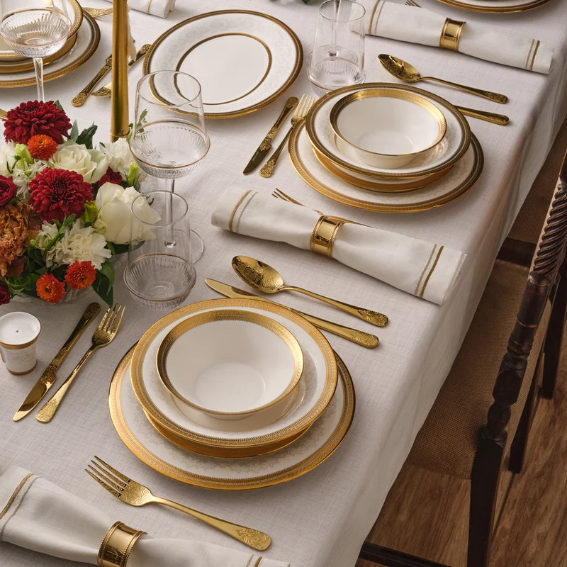 Karaca Royal Bone China Charlotte 55-teiliges Tafelservice für 12 Personen, Gold