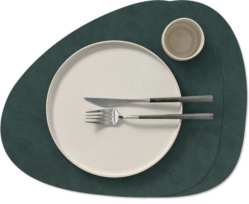 LIND DNA Tischsets Nupo - Leder - Dunkelgrün - Curved - 44 x 37 cm - 2 Stück
