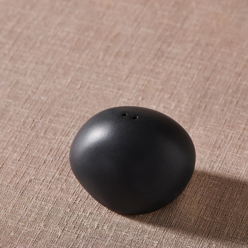 Karaca New Black Galactic Pfefferstreuer