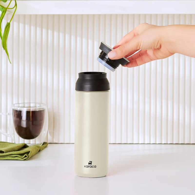 Karaca Rainbow Steel Auslaufsichere Thermoskanne 500 Ml Creme