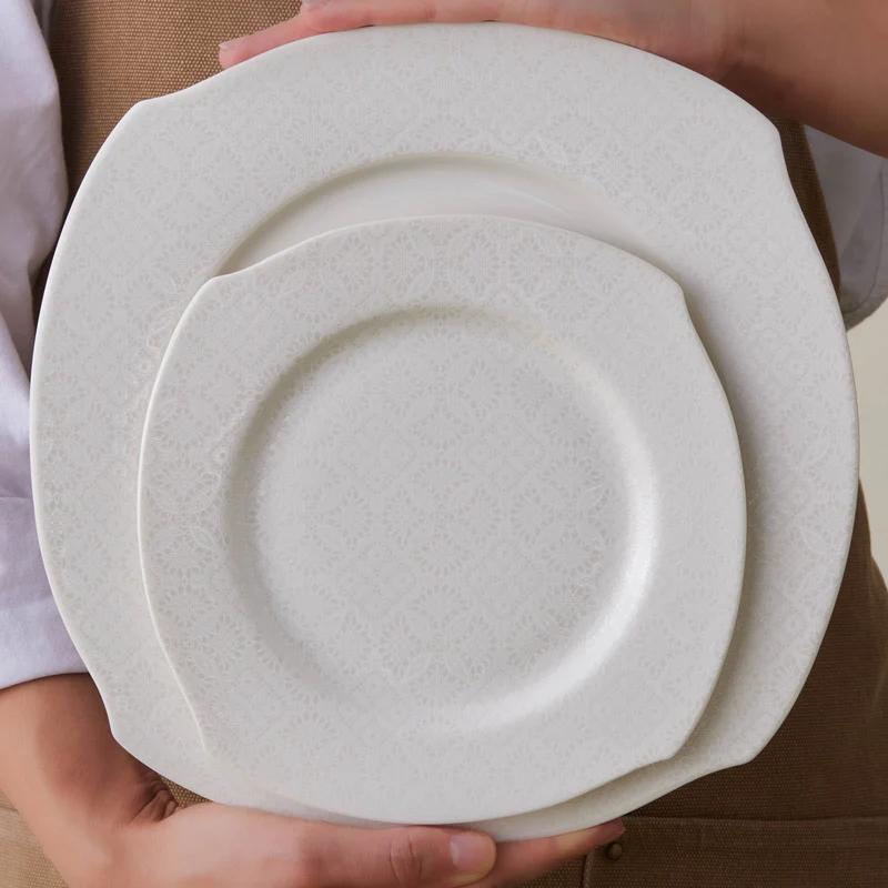 Karaca Square Bone Fancy 53-teiliges Geschirrset für 12 Personen
