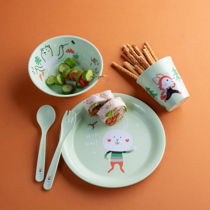 Kindergeschirr-Set HOP ON AT HOME