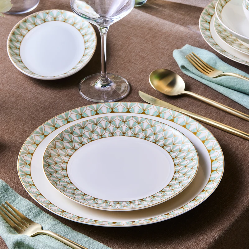 Karaca Forever Bone Emerald, 53-teiliges Tafelservice für 12 Personen