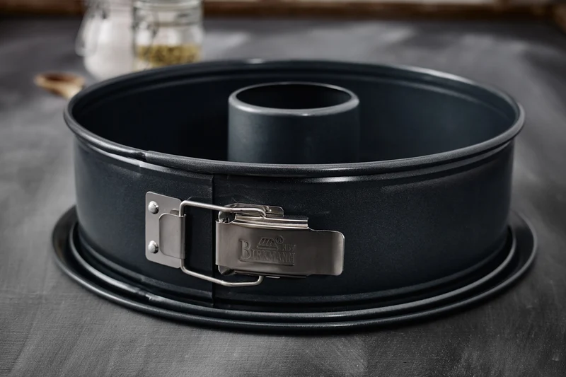 Birkmann Premium Backspringform mit 2 Böden - Emaillierter Boden - PFOA-frei - ø 26 cm