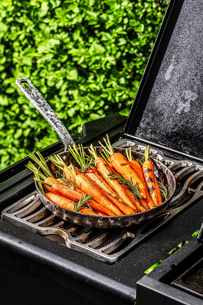 Forged Bratpfanne Carbonstahl Ø 24 cm – geeignet für alle Wärmequellen – geeignet für BBQ