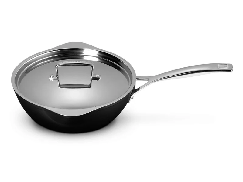 Le Creuset Aluminium-Antihaft Sautépfanne mit zwei Ausgießern rund 24cm