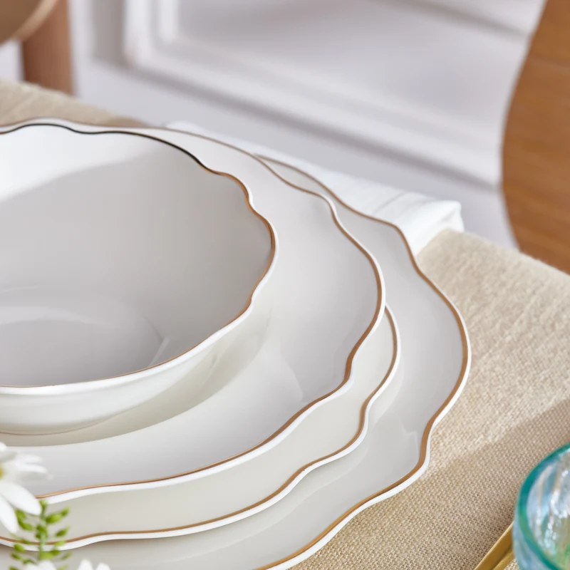 Karaca Elegance Vera 59-Teiliges 12-Personen-Geschirrset, Gold