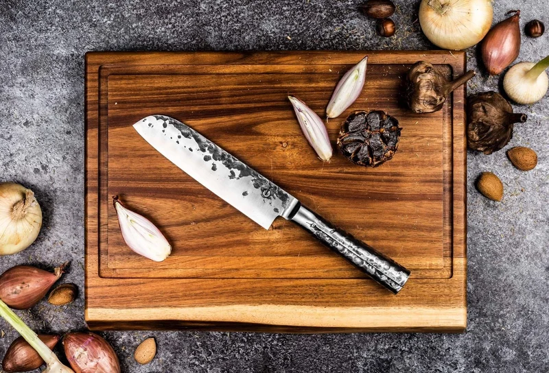 Forged Santokumesser Intense 18 cm