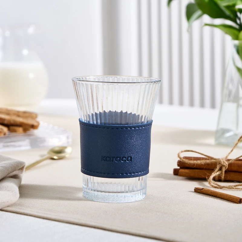 Karaca Leder Cool Touch Latte Glas 210 Ml Marineblau