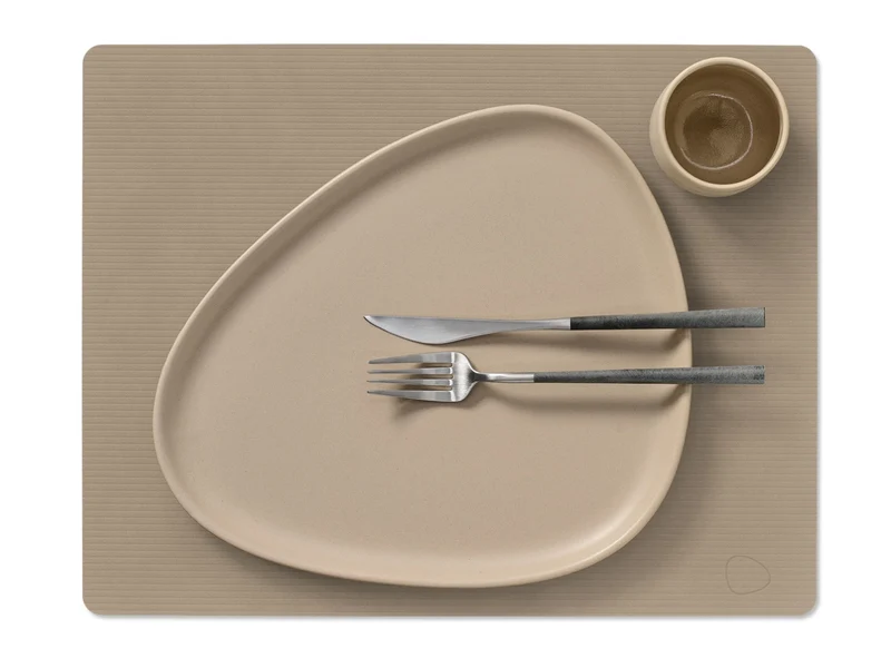 LIND DNA Corduroy Tischset Square L clay brown 35x45cm