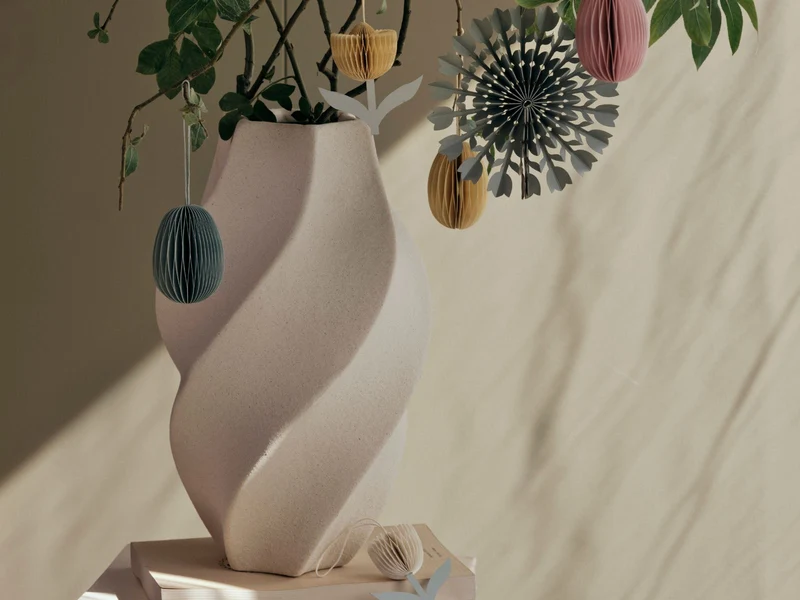 Broste Copenhagen Odette Vase weiß 32cm