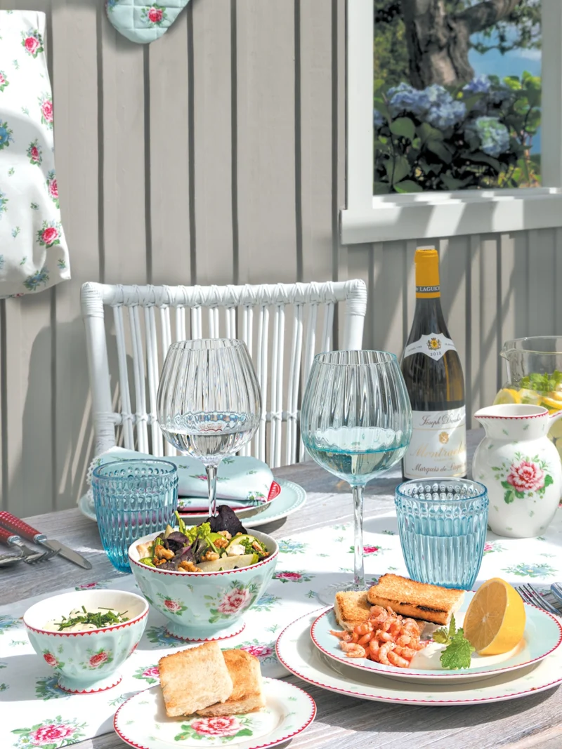 Greengate Alivia Stoffserviette mit Spitze pale blue 40x40cm