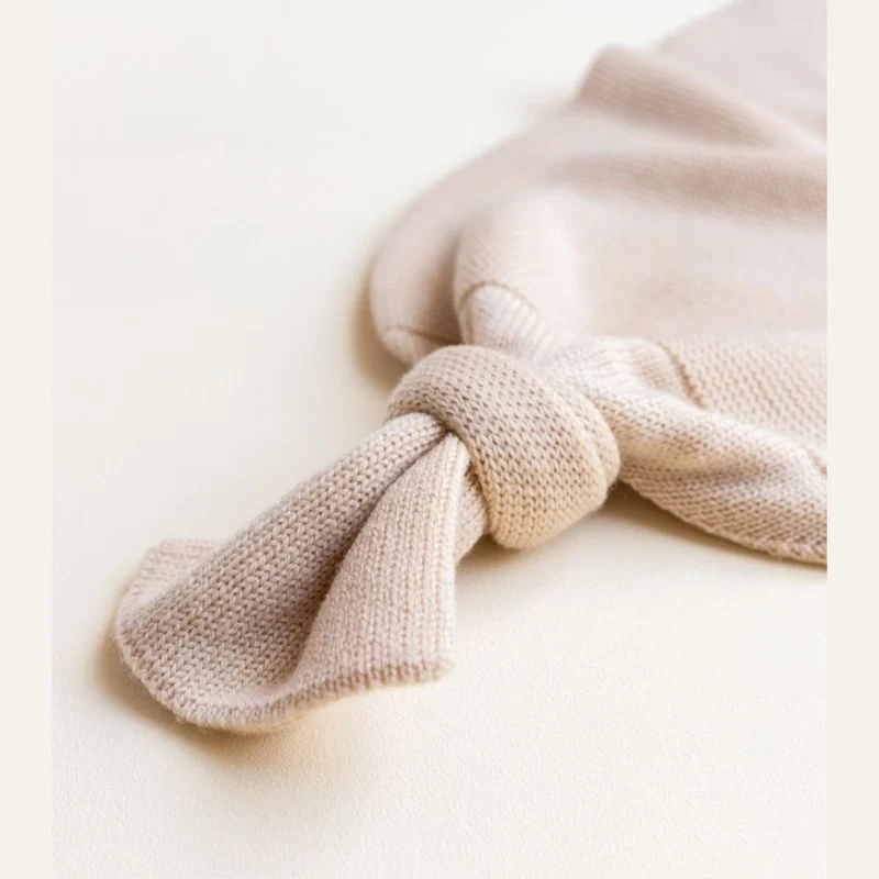 Hvid Pucksack Cocoon aus Wolle (Merino)