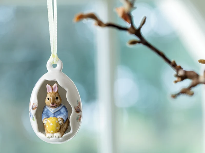Villeroy & Boch Bunny Tales Ei-Ornament Max Blüten blau 7 cm
