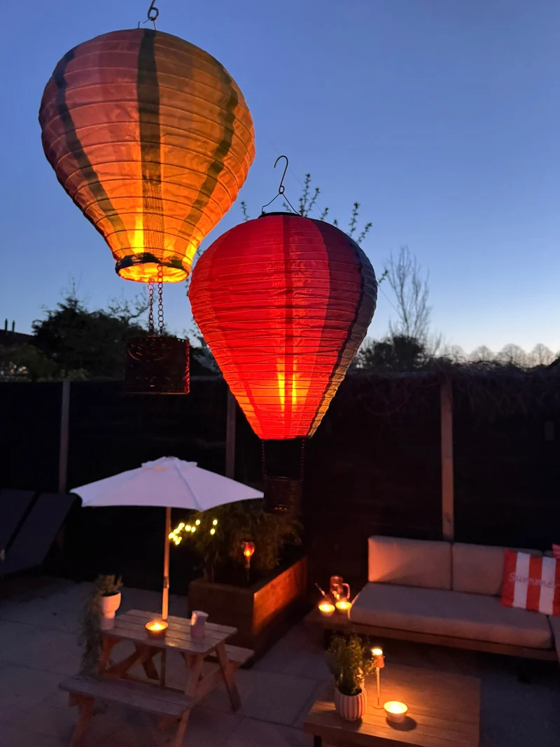 HEISSLUFTBALLON NYLON SOLAR 22LED MIT FLAMMENEFFEKT 29X58CM MULTI