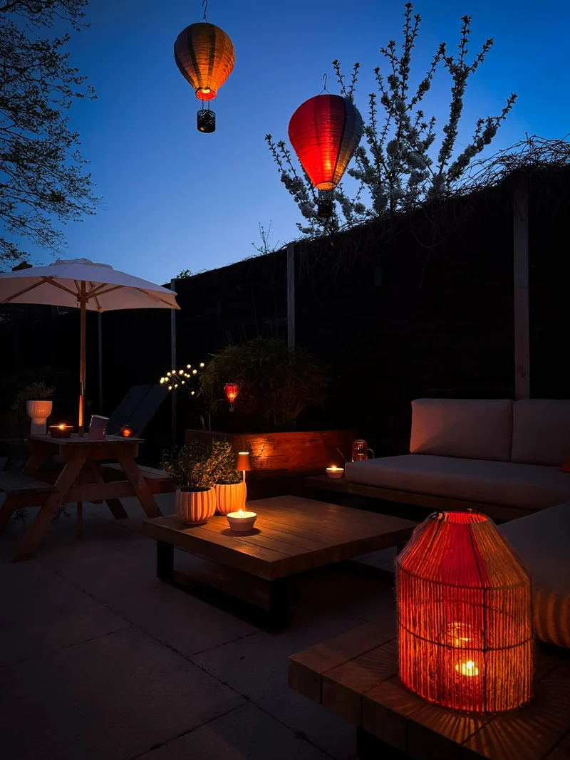 SOLAR-HEISSLUFTBALLON 20LED MIT FLAMMENEFFEKT 14X45CM GELB/ORANGE