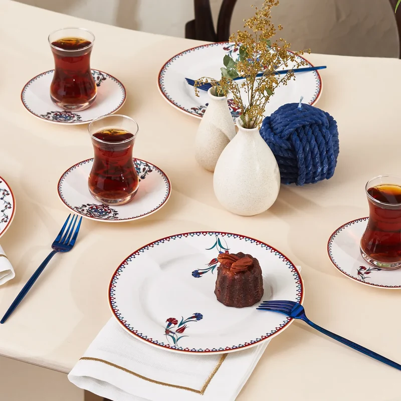 Karaca Nakkaş Dessert-Set für 6 Personen, 18 teilig