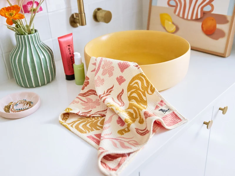 Dock & Bay Beach Towel L Tiger Palm 160x70cm
