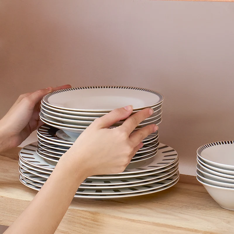 Karaca-Kollektion zum 50-jährigen Jubiläum Korea 24 Teil 6 Person Porzellan Dinner Set