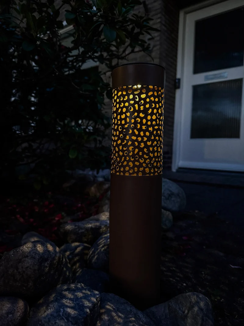 Solar-Gartensteckleuchte aus Eisen, 2-farbig, Ø 8,5 cm x H 39 cm