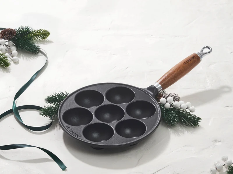 Le Creuset Pförtchenpfanne Tradition schwarz matt 20cm