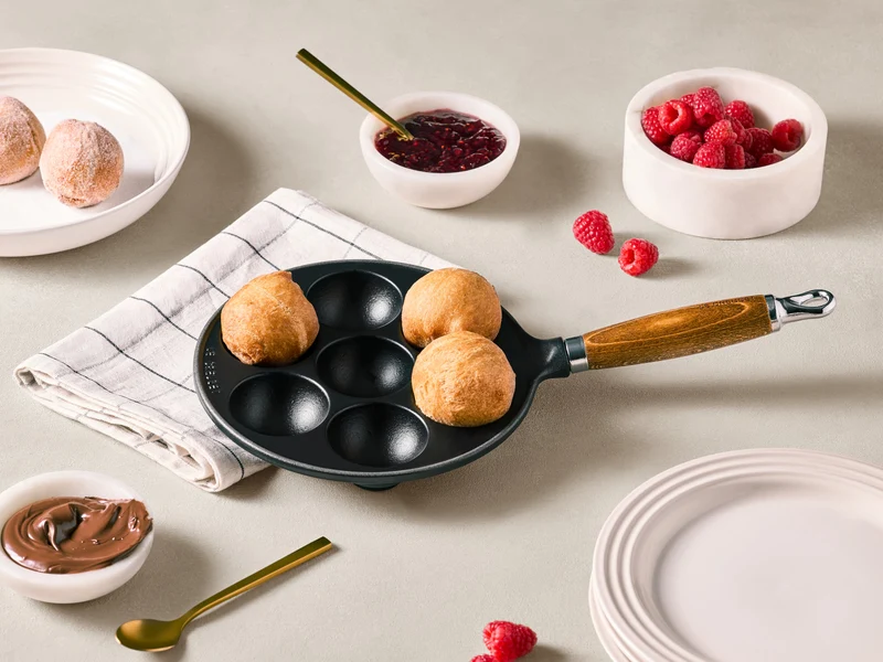 Le Creuset Pförtchenpfanne Tradition schwarz matt 20cm