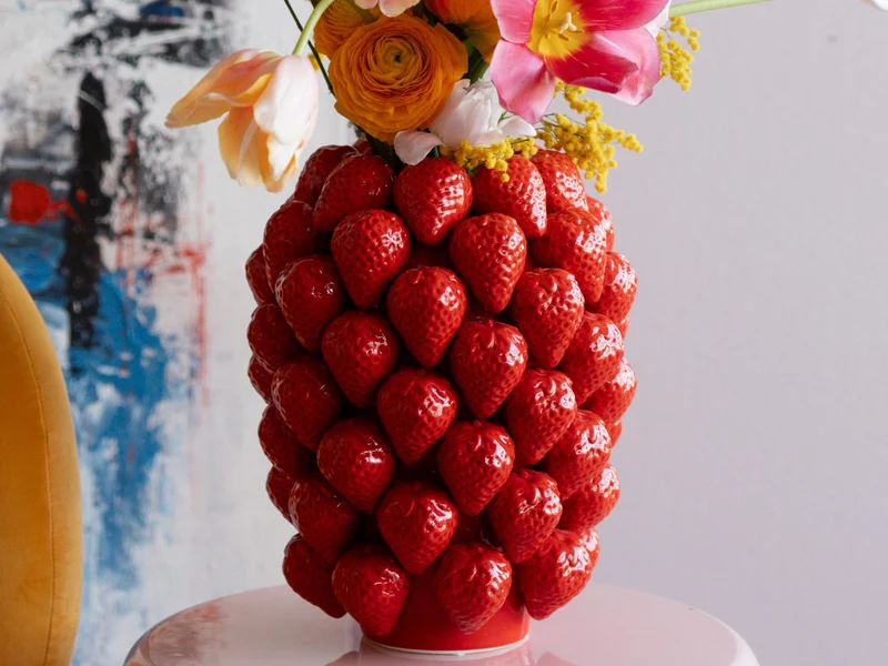KARE Design Vase Strawberries Rot 30cm