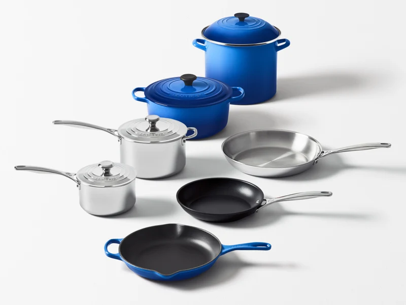 Le Creuset Brat- und Servierpfanne Signature rund azure 30cm