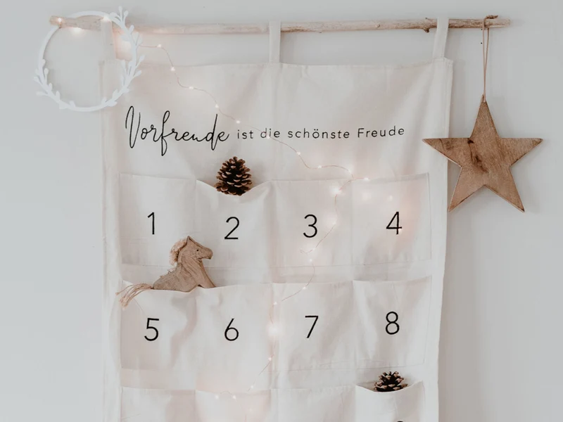Eulenschnitt Adventskalender Vorfreude beige 120x60cm