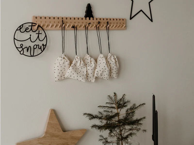 Eulenschnitt Adventskalender aus Buche Tanne 55cm