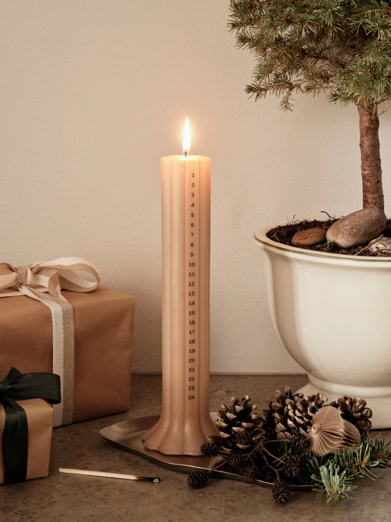Broste Copenhagen Heli Kalenderlicht braun 30cm