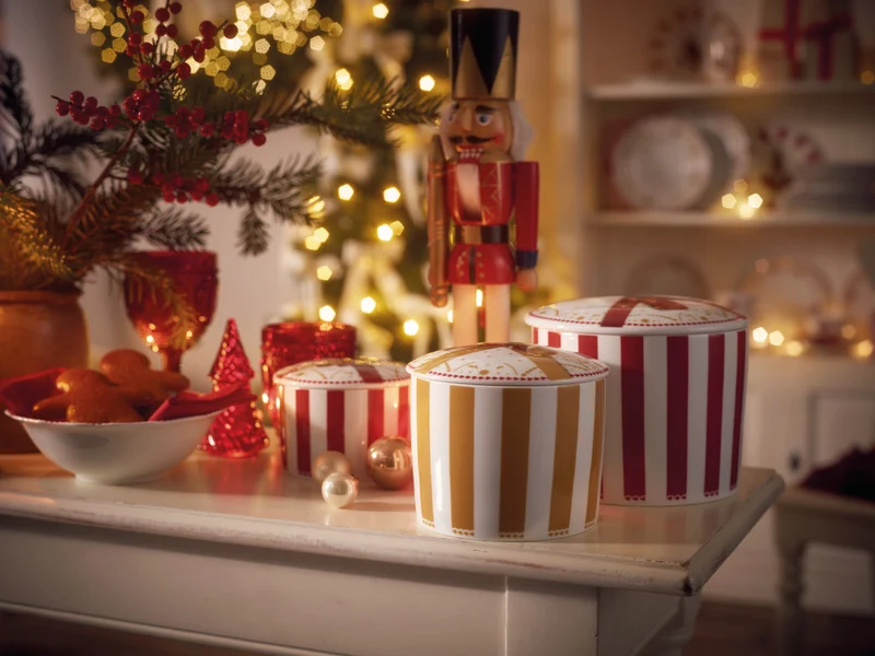 Hutschenreuther Christmas Love red Dose klein