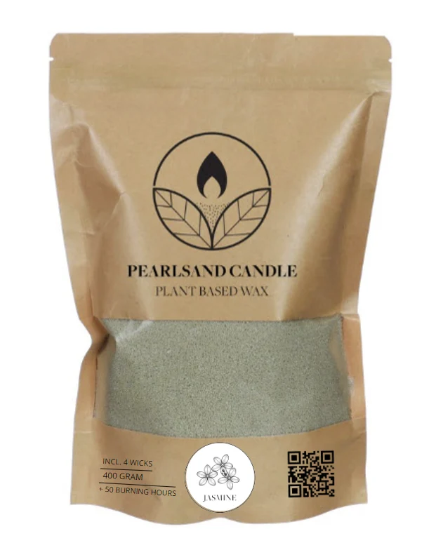 Duftkerze "Burning Sand" im 400 Gramm Kraftpapierbeutel mit Jasmin-Duft.
