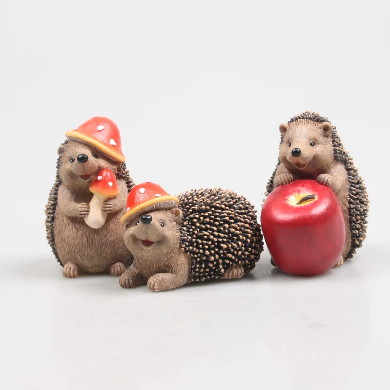 IGEL MIT PILZ 3 ASS. 11 CM