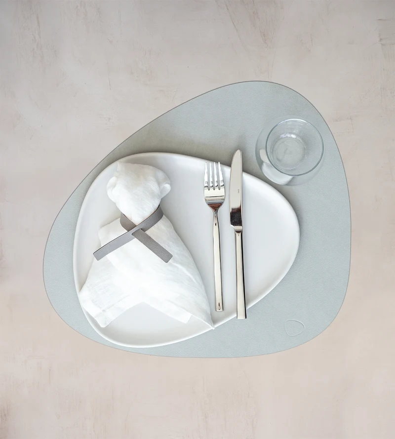 LIND DNA NUPO Tischset Curve L metallic 37 x 44 cm