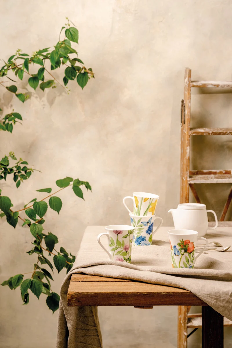 Hutschenreuther Nora Big Flowers Klee Becher mit Henkel