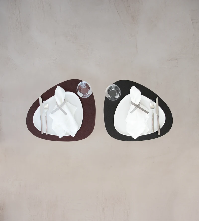LIND DNA DOUBLE BULL Tischset Curve L brown/black