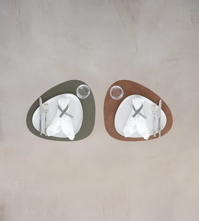 LIND DNA DOUBLE NUPO Tischset Curve L army green/nature