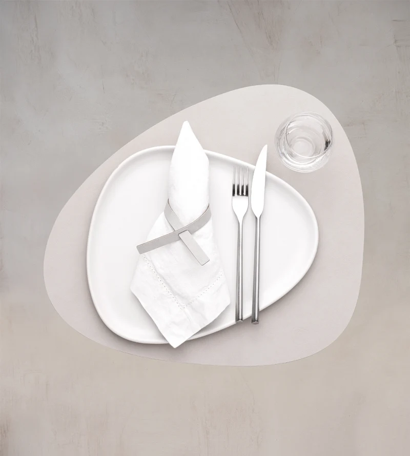 LIND DNA NUPO Tischset Curve L oyster white 37 x 44 cm