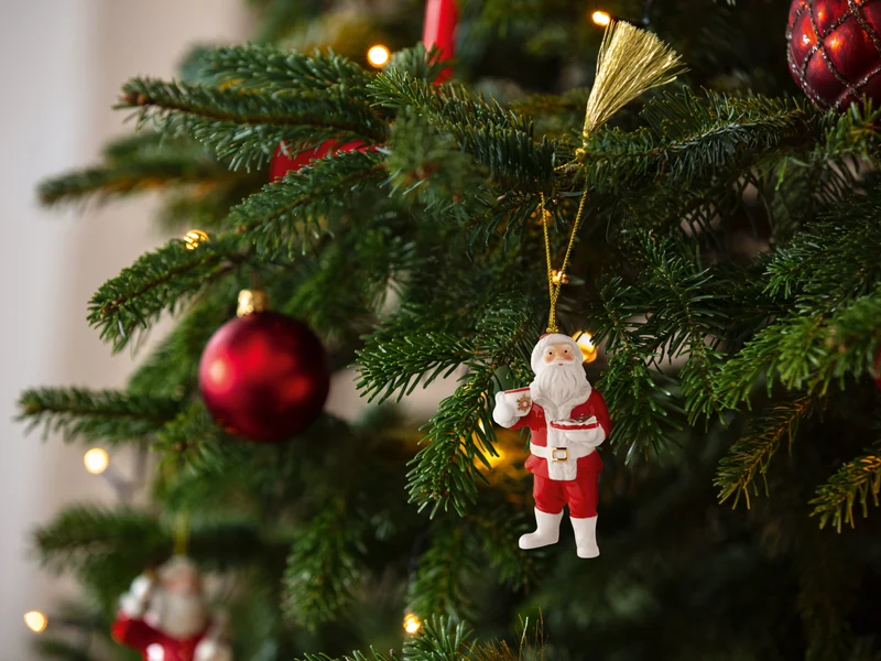 Villeroy & Boch Christmas Classics Ornament Santa 2025