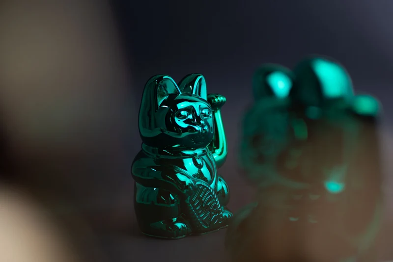Donkey Products Lucky Cat Cosmic Winkekatze shiny teal 15cm