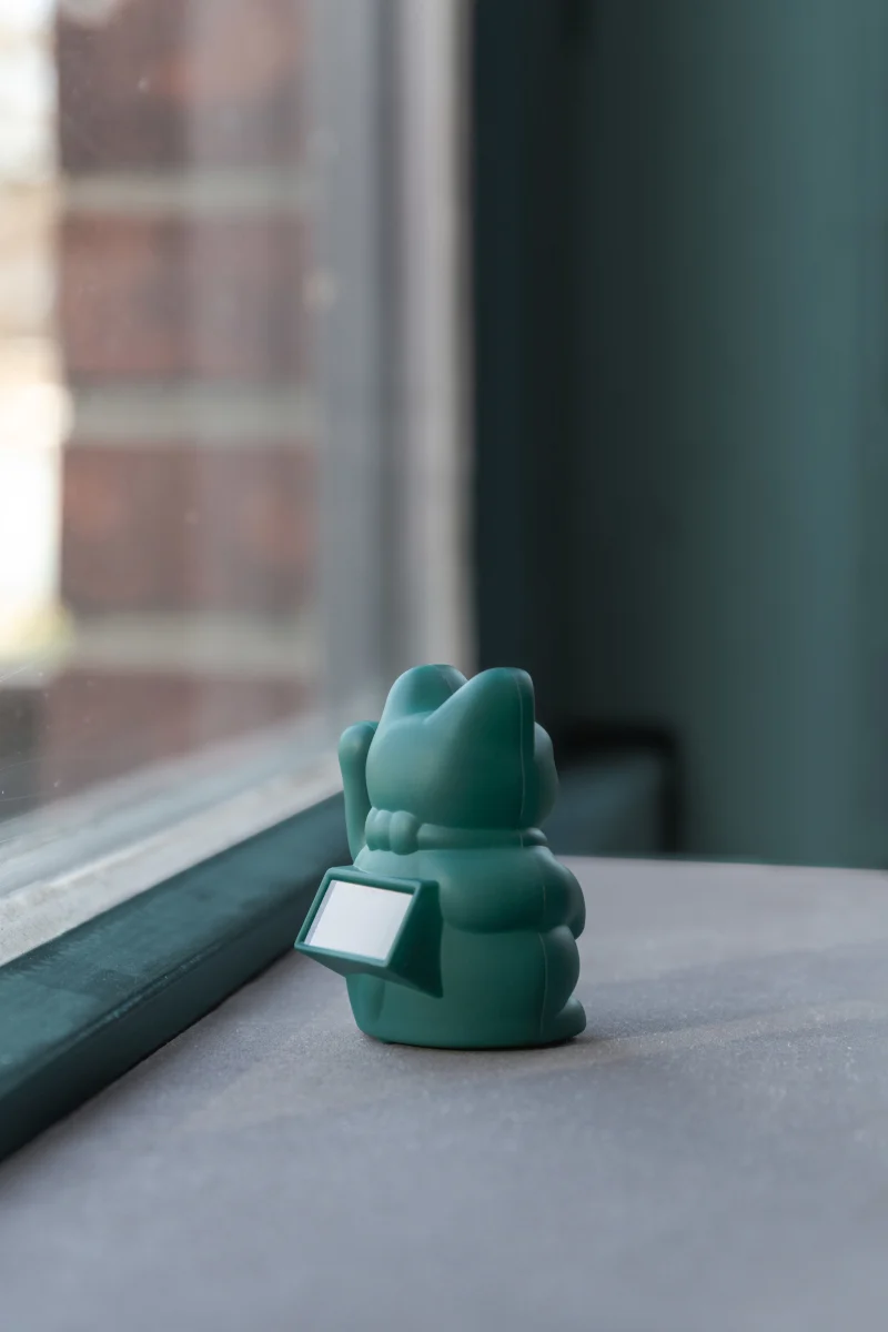 Donkey Products Lucky Cat Solar Winkekatze grün 6,5cm